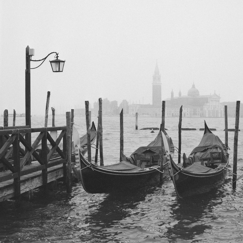 Morning in Venice de YuppiDu